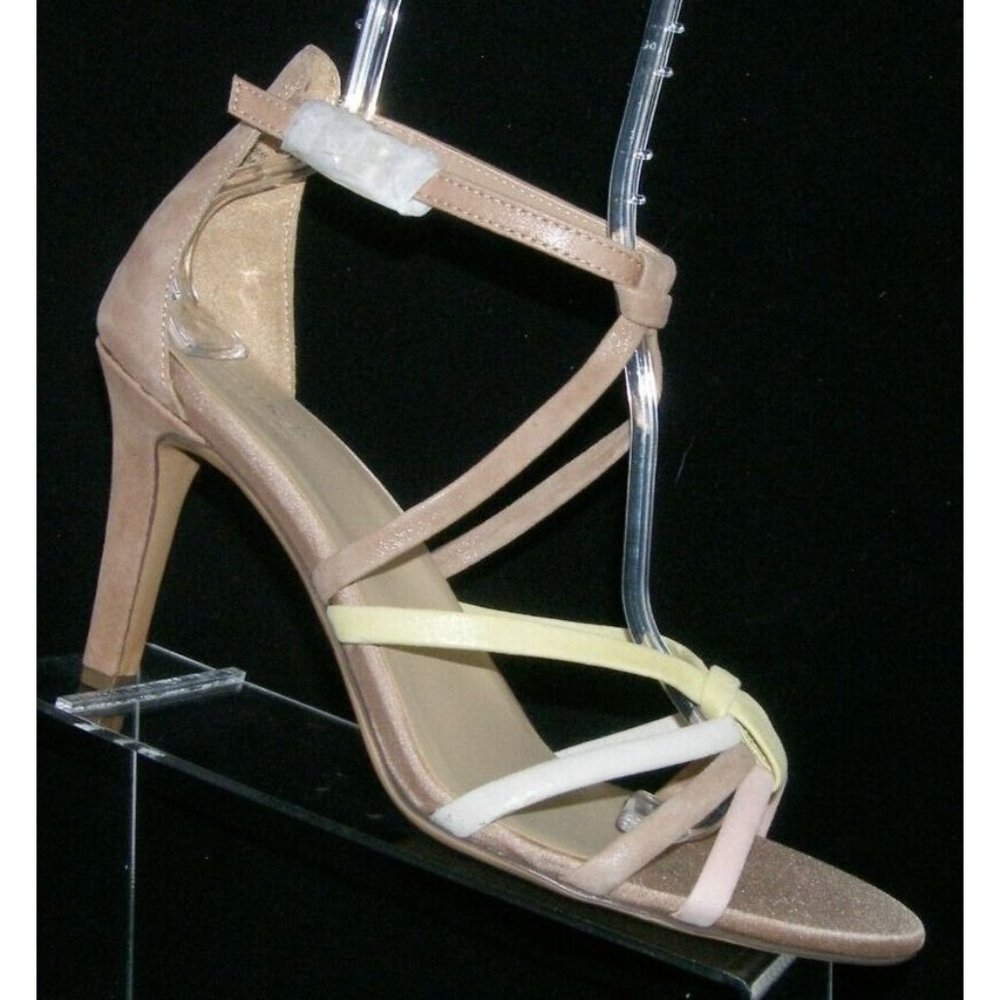Naturalizer Kadin suede tan gingersnap multi-colored ankle strap heels 12W